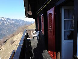 Attractive Holiday Home With a Beautiful View