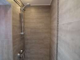 Villa With 5 Bedrooms and 4 Bathrooms