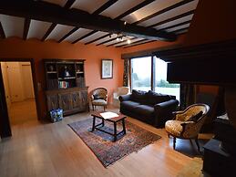 Villa With 5 Bedrooms and 4 Bathrooms