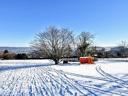 Villa With 5 Bedrooms and 4 Bathrooms