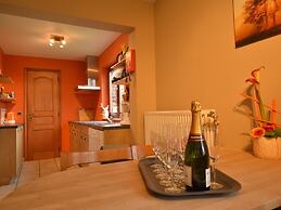 Nice Holiday Farmhouse Located in Sourbrodt near Ski Resort of Ovifat