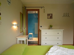 Nice Holiday Farmhouse Located in Sourbrodt near Ski Resort of Ovifat