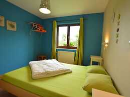 Nice Holiday Farmhouse Located in Sourbrodt near Ski Resort of Ovifat