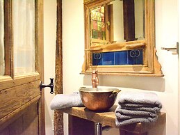 Cozy Holiday Home in Bièvre with Hot Tub