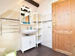 Spacious Holiday Home in Landstorf Zierow near Beach