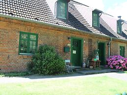 Spacious Holiday Home in Landstorf Zierow near Beach