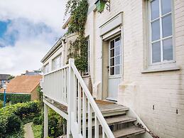 Beautiful Villa Near the Sea