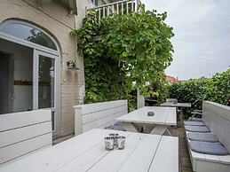 Beautiful Villa Near the Sea