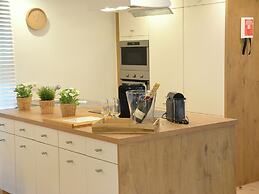 Superb Holiday Home With Garden in Serinchamps