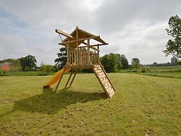 Lovely Holiday Home 'walleken' With a Pond