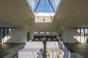 Lovely Holiday Home 'walleken' With a Pond