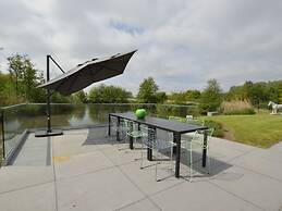 Lovely Holiday Home 'walleken' With a Pond