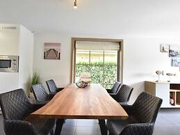 Cozy Holiday Home near Westhoek