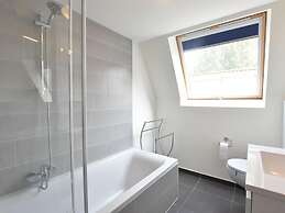 Cozy Holiday Home near Westhoek