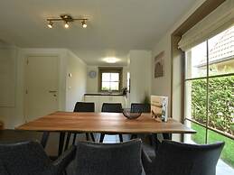 Cozy Holiday Home near Westhoek