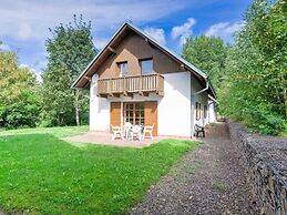 Holiday Home With a Convenient Location in the Giant Mountains for Sum