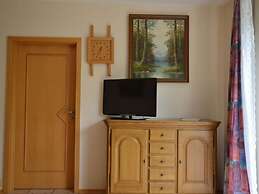Comfy Apartment in Gransdorf With Garden