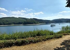 A Comfortable, Large House With Wifi in Hochsauerland, Suitable for 14