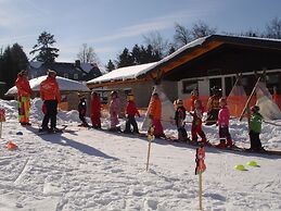 A Comfortable, Large House With Wifi in Hochsauerland, Suitable for 14