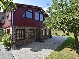 Exquisite Mansion in Pugholz near Sea