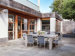 Villa With Pool and Sauna Near the sea