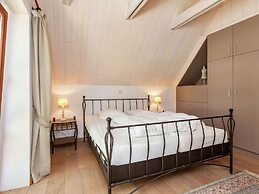 Villa With Pool and Sauna Near the sea