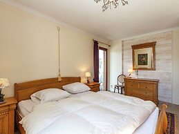 Villa With Pool and Sauna Near the sea