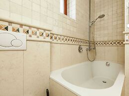 Villa With Pool and Sauna Near the sea