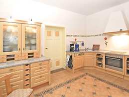 Heritage Villa With Home Cinema, Sauna