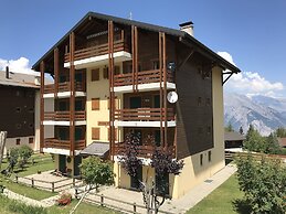 Apartment in La Tzoumaz Near Ski Slopes