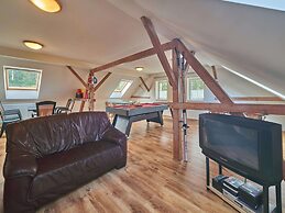 Holiday Home in Lampertice With Swimming Pool