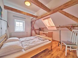 Holiday Home in Lampertice With Swimming Pool