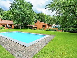 Cosy and Snug Holiday Home With Joint Swimming Pool