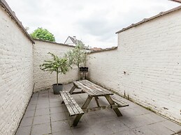 Holiday Home in Kortrijk for 8 Person