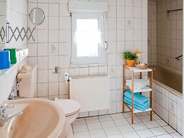 Luxurious Apartment in Medebach With Garden