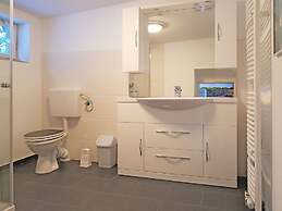 Spacious Apartment in Upper Harz near River