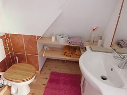 Spacious Apartment in Upper Harz near River