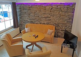 Spacious Apartment in Upper Harz near River