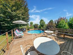 Pretty House in the Ardennes With Swimming Pool & Games Room