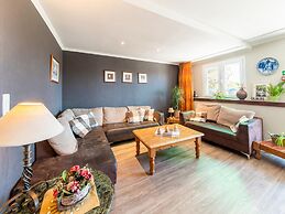 Pretty House in the Ardennes With Swimming Pool & Games Room