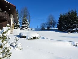 Spacious Cottage in the Giant Mountains, Near the Ski Slopes