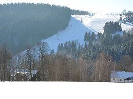 Spacious Cottage in the Giant Mountains, Near the Ski Slopes