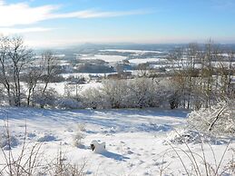 Spacious Cottage in the Giant Mountains, Near the Ski Slopes