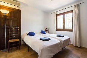 Tranquil Villa Stay, Murla