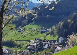 Apartment in Griesbach With Vineyards