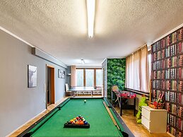 Spacious Holiday Home With Private Terrace