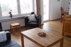 Peaceful Holiday Home in Rascheid near Forest