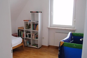 Peaceful Holiday Home in Rascheid near Forest
