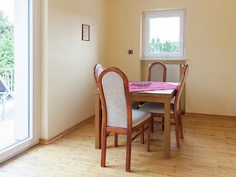 Peaceful Holiday Home in Rascheid near Forest