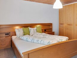 Boutique Holiday Home in Längenfeld near Ski Bus Stop